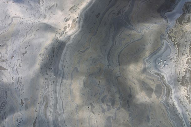 Oil spill photo